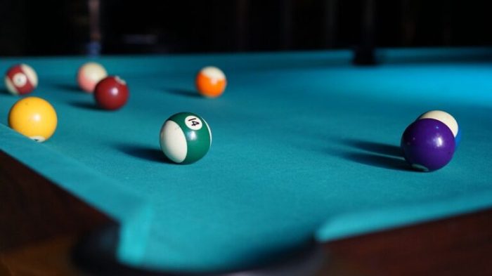 Billiards oude biljartprenten pool bommeltje