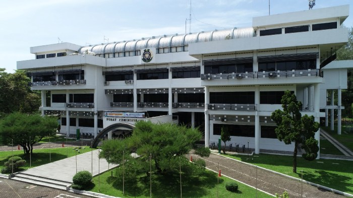 Universitas di sumatera