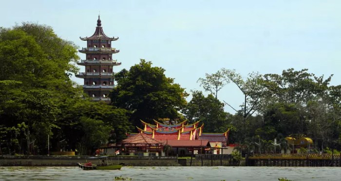 Island ended place story where love pagoda top