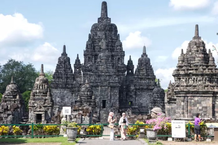 Sejarah candi sewu lengkap