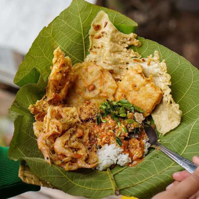 Sejarah nasi pecel