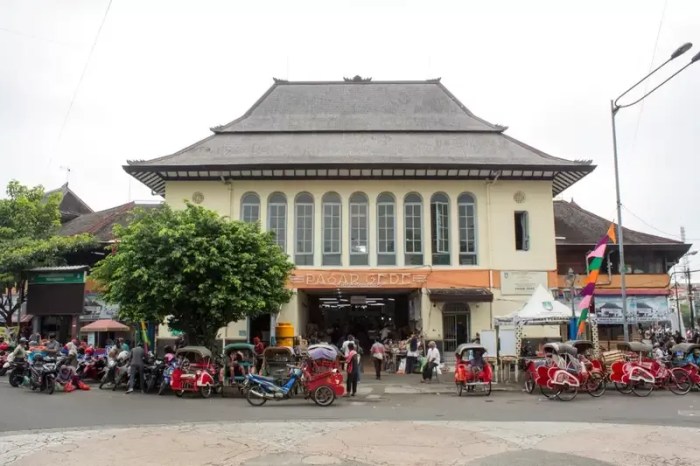 Wajib pasar gede lidahmu merantau coba bergoyang kamu