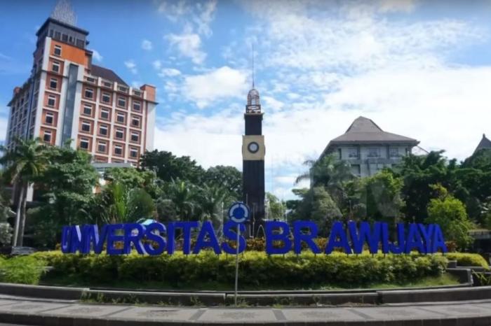 Daftar universitas di malang