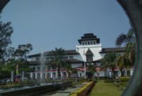 Universitas kelas karyawan di bandung