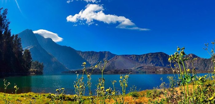 Sejarah gunung rinjani dan danau segara anak