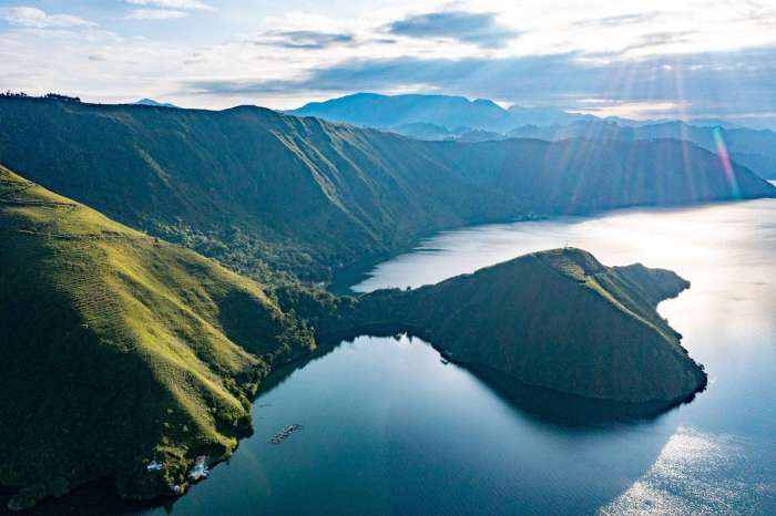 Danau toba dalam bahasa inggris