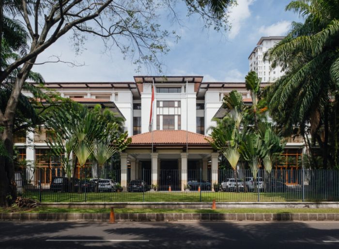 Biaya kuliah universitas dharmawangsa