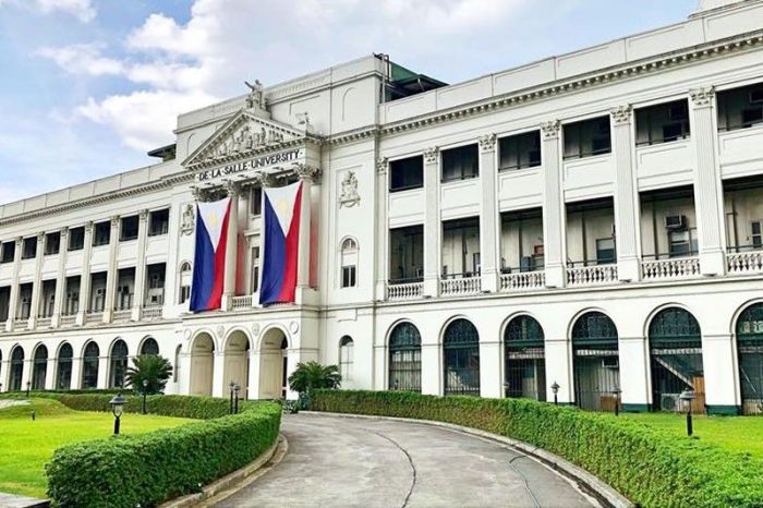 Biaya kuliah universitas katolik de la salle manado