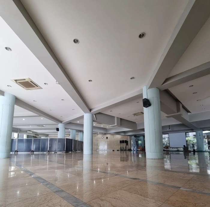 Masjid arief rahman hakim universitas indonesia