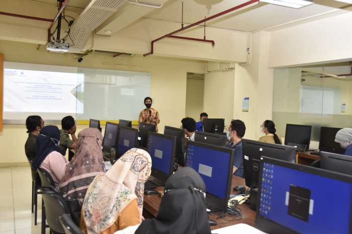 E learning universitas bumi gora