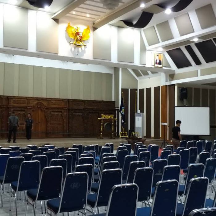 Auditorium universitas budi luhur