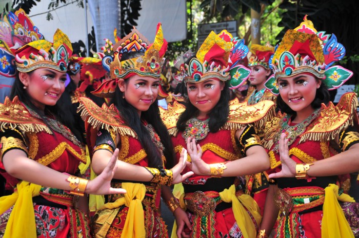 Culture indonesien borobudur balik gak alasan bosan bule indones worldtravelguide