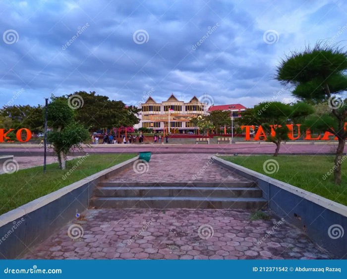 Gambar universitas tadulako