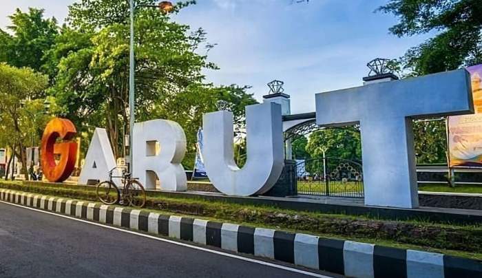 Tempat bersejarah di garut