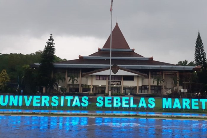 Maret sebelas universitas surakarta arti biru tumpi negeri