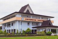 Universitas di pontianak