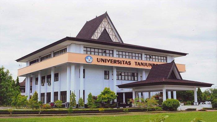 Universitas di pontianak