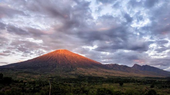 Sejarah gunung rinjani