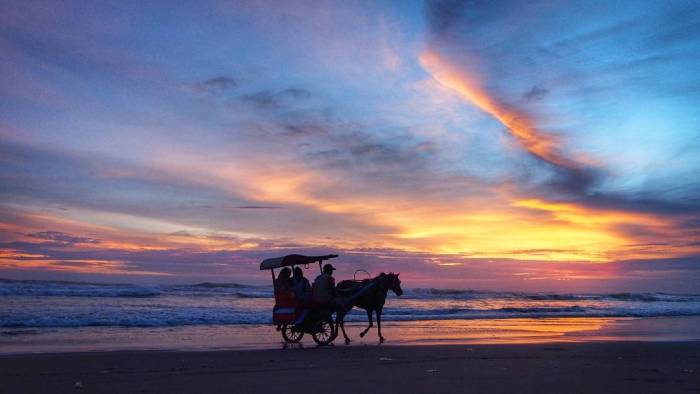 Sejarah pantai parangtritis