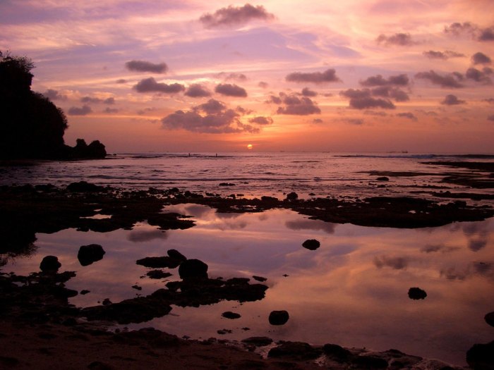 Tempat bersejarah di padang