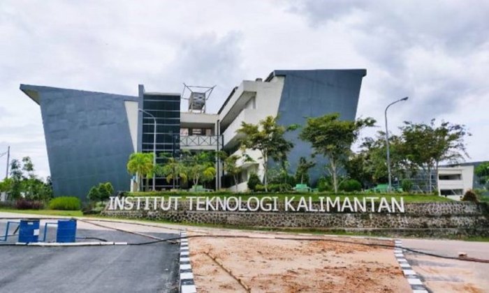 Universitas yang ada di balikpapan