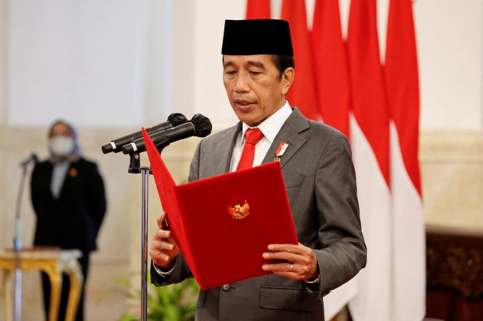 Leader artinya dalam bahasa indonesia