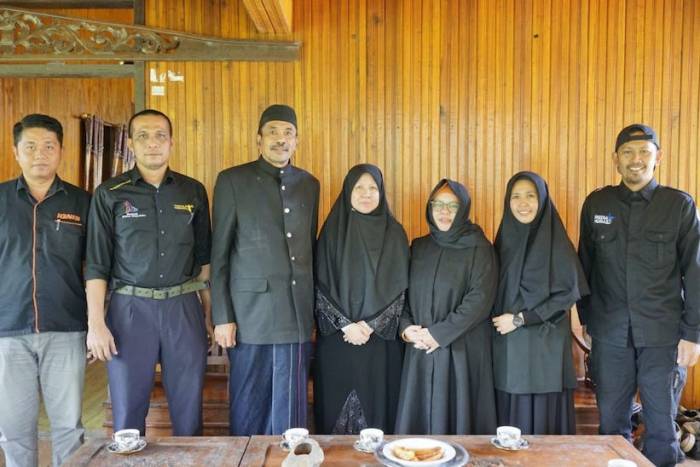 Kajang suku bulukumba kabupaten masyarakat ilmu yang doti hitam sulawesi mengenal adat selatan potensi terkenal dekat lebih serba inilah merupakan