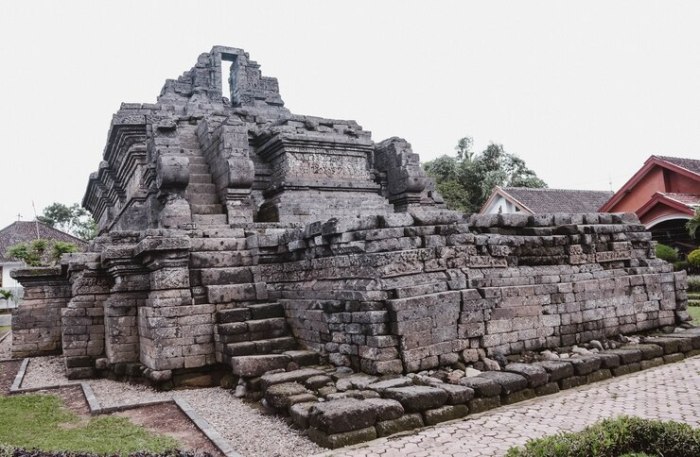 Singosari temple malang