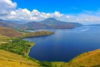 Asal usul danau toba bahasa inggris