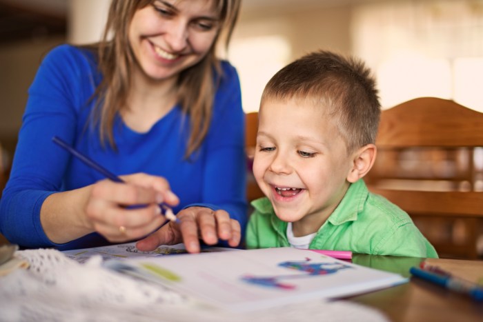 Cara mengajarkan anak bahasa inggris