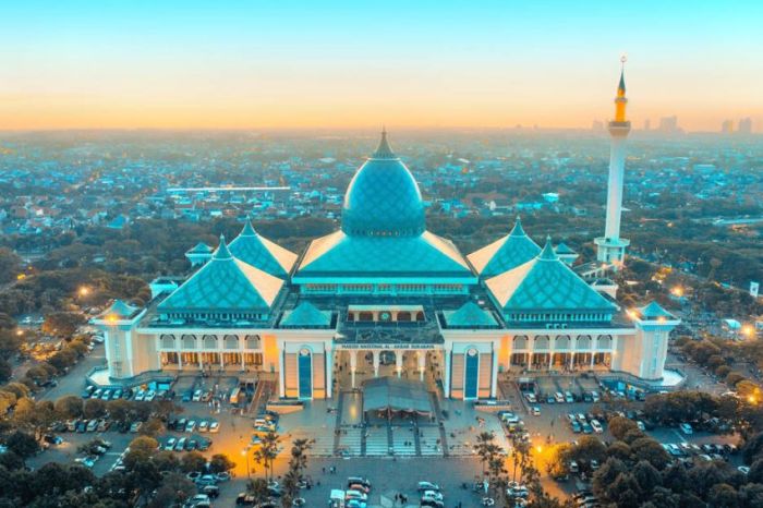 Sejarah masjid al akbar surabaya