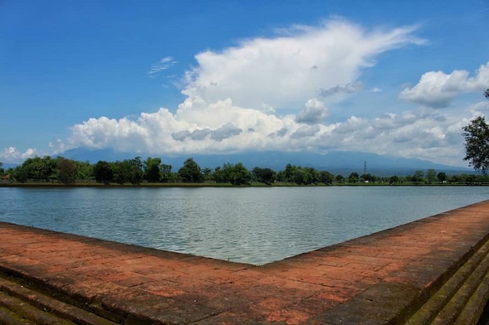 Sejarah kolam segaran