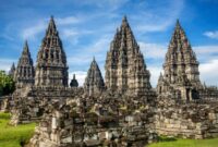 Buku sejarah candi prambanan