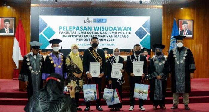 Fakultas pendidikan um