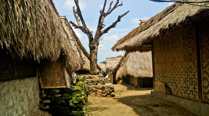 Sasak sade lombok suku desa