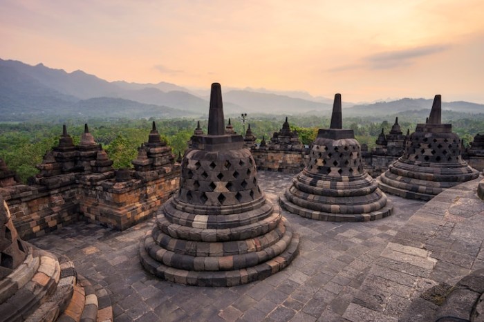 Sumber sejarah kerajaan medang kamulan