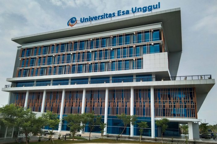 Universitas esa unggul pts versi kopertis dikti kampusaja jurusan unggulan