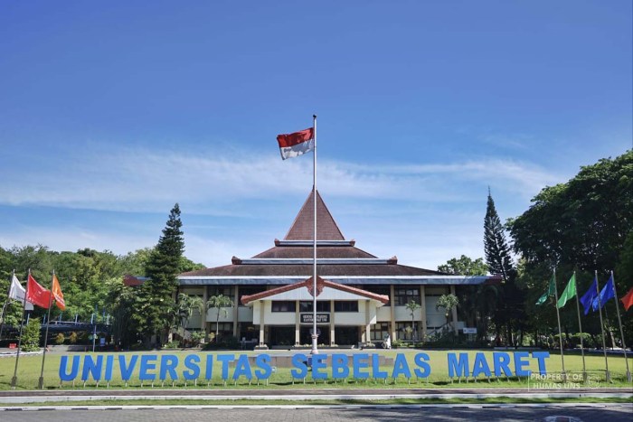 Almamater universitas sebelas maret