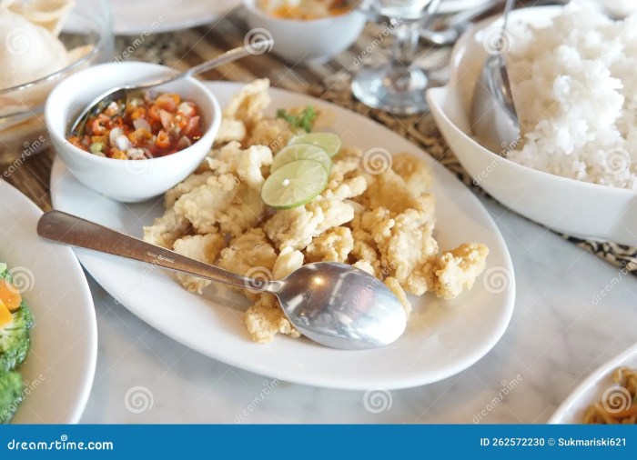 Lunch artinya dalam bahasa indonesia