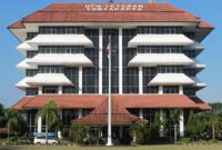 Universitas veteran jakarta negeri atau swasta