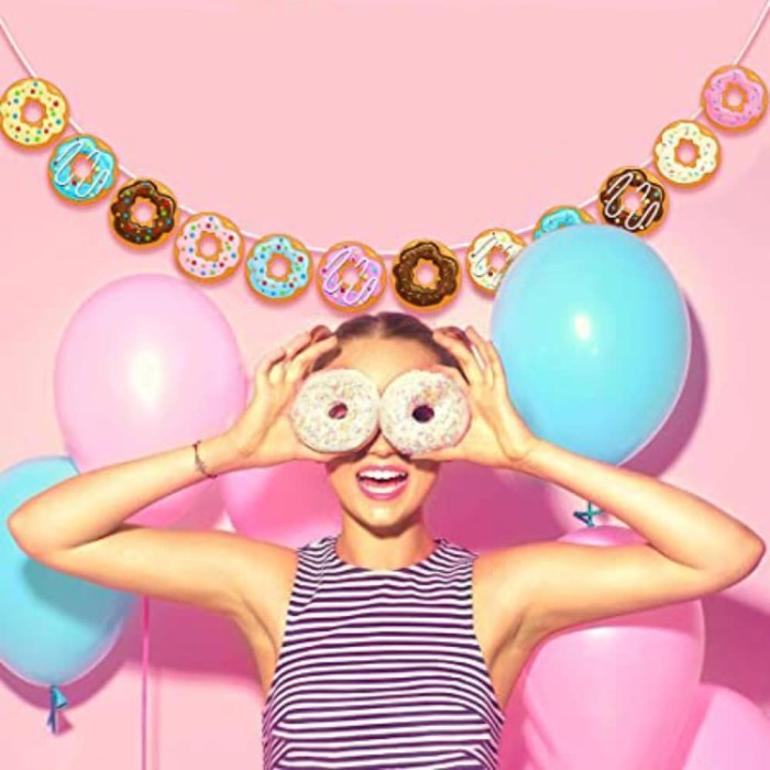 Donut girls donuts