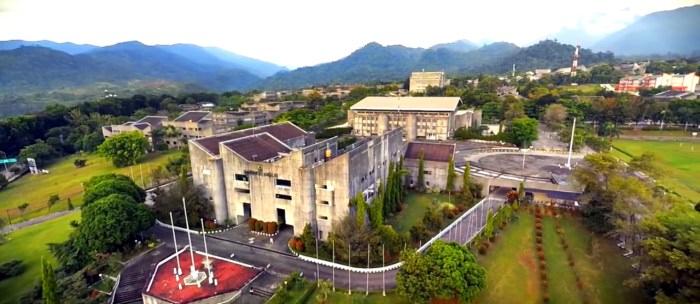 Akreditasi universitas negeri padang